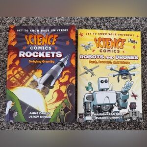 Science comics - 2 Books
